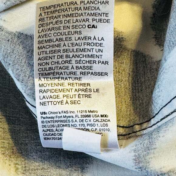 Chico's - Picture 9 of 9